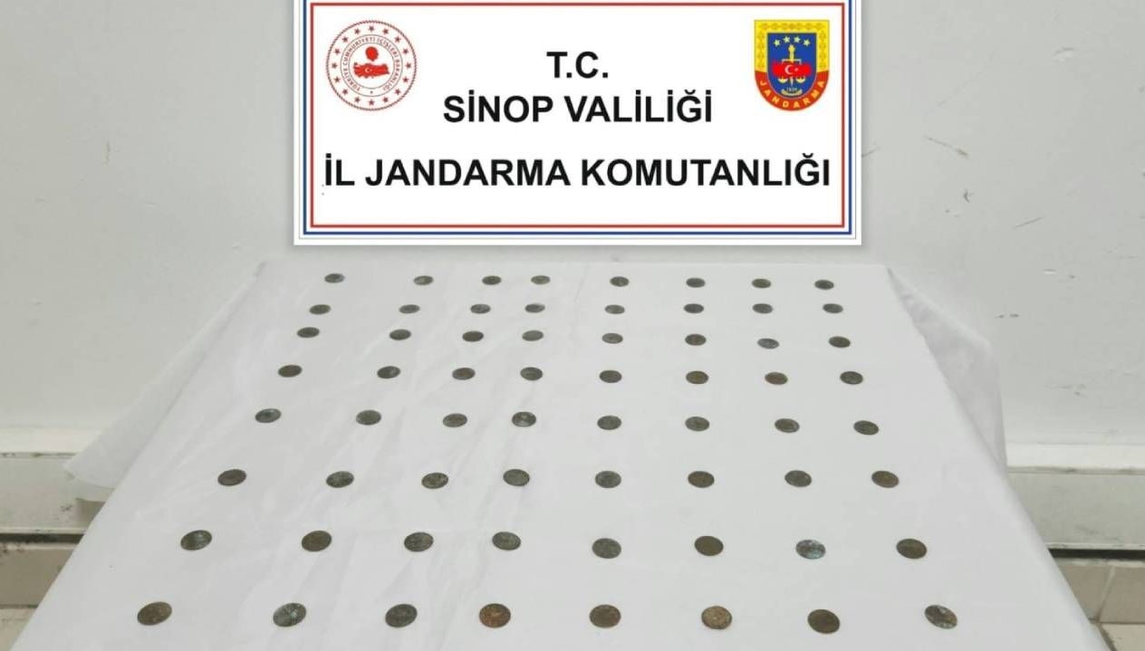 kacakcilik operasyonu 72 sikke ele gecirildi 6GICWY6h