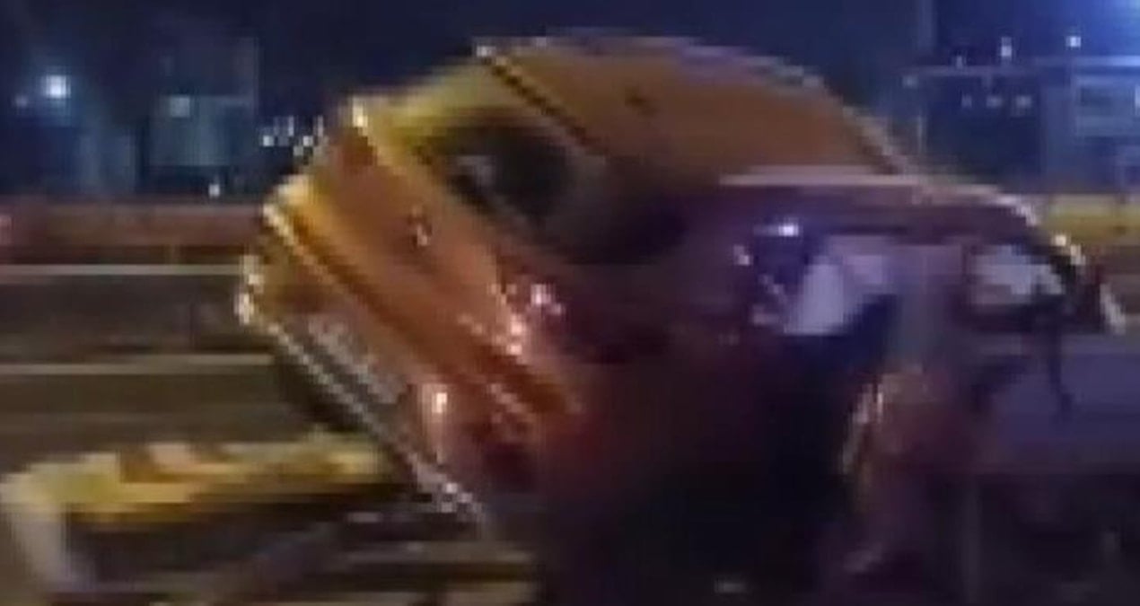 kaza sonrasi arac bu hale geldi 1i agir 3 yarali uTG2Nt4F