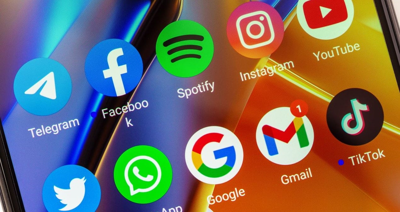 whatsapp google ve youtube yasaklanacak gerekcesi aciklandi 2l9BpDkW