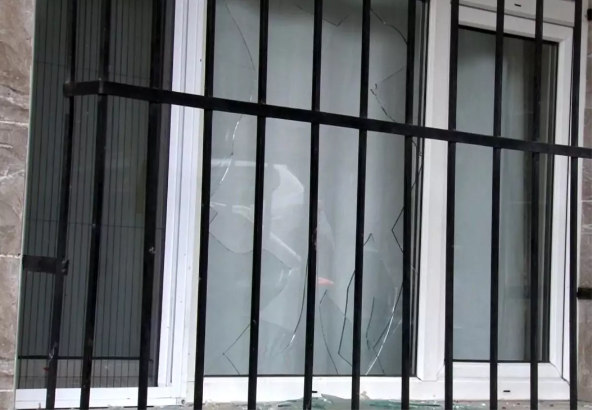 gaziosmanpasada patlayici ihbari wbJkHUpX.jpg