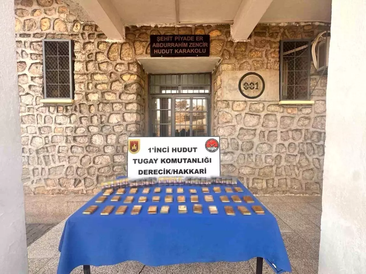 hakkaride 36 kilo altin ele gecirildi D4EdD3Lm.jpg