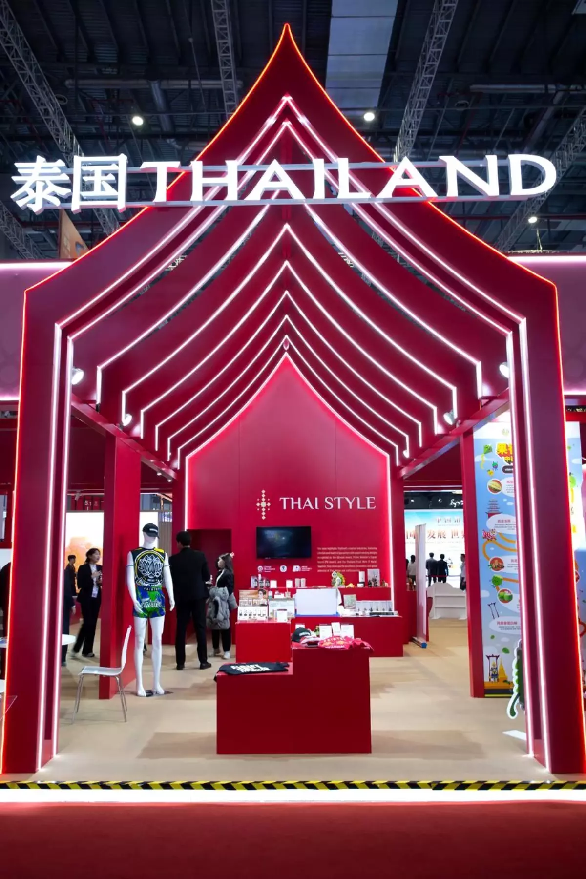 8 cin ithalat fuari basladi EJ9yt7Ml.jpg