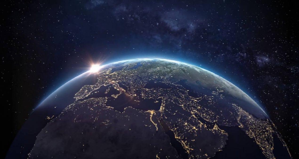 İnsanlık yok olma tehlikesiyle karşı karşıya: Bilim dünyanın ne zaman yok olacağını açıkladı