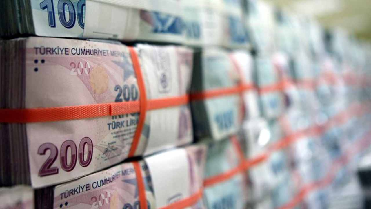 800 Bin TL’nin Aylık Getirisi Hangi Bankada Daha Fazla? Kazanç 24.000 TL’yi Aştı