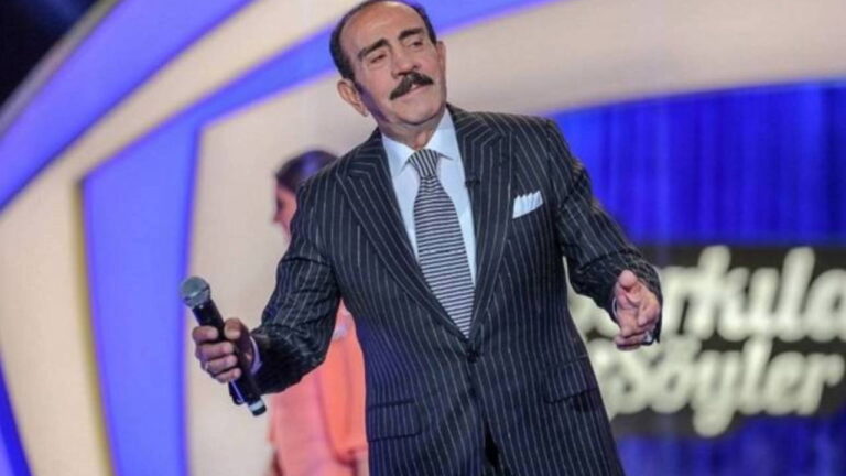 mustafa-keser-sahnede-anlattigi-fikra-sonrasi-konserinin-iptal-edildigini-duyurdu-yaziklar-olsun-NVy5tDZ9